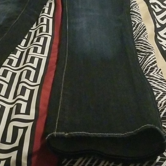 American Eagle Jeans - Picture 4 of 6